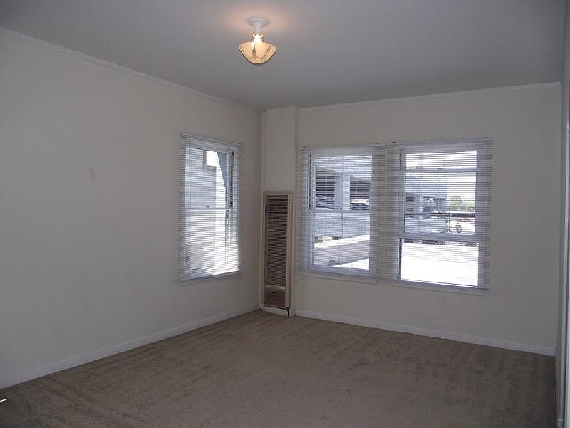 2nd image of 307 Main St APT 9