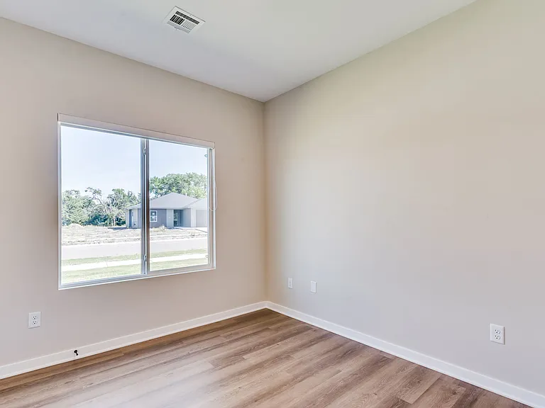 Cypress Glen — Photo 46