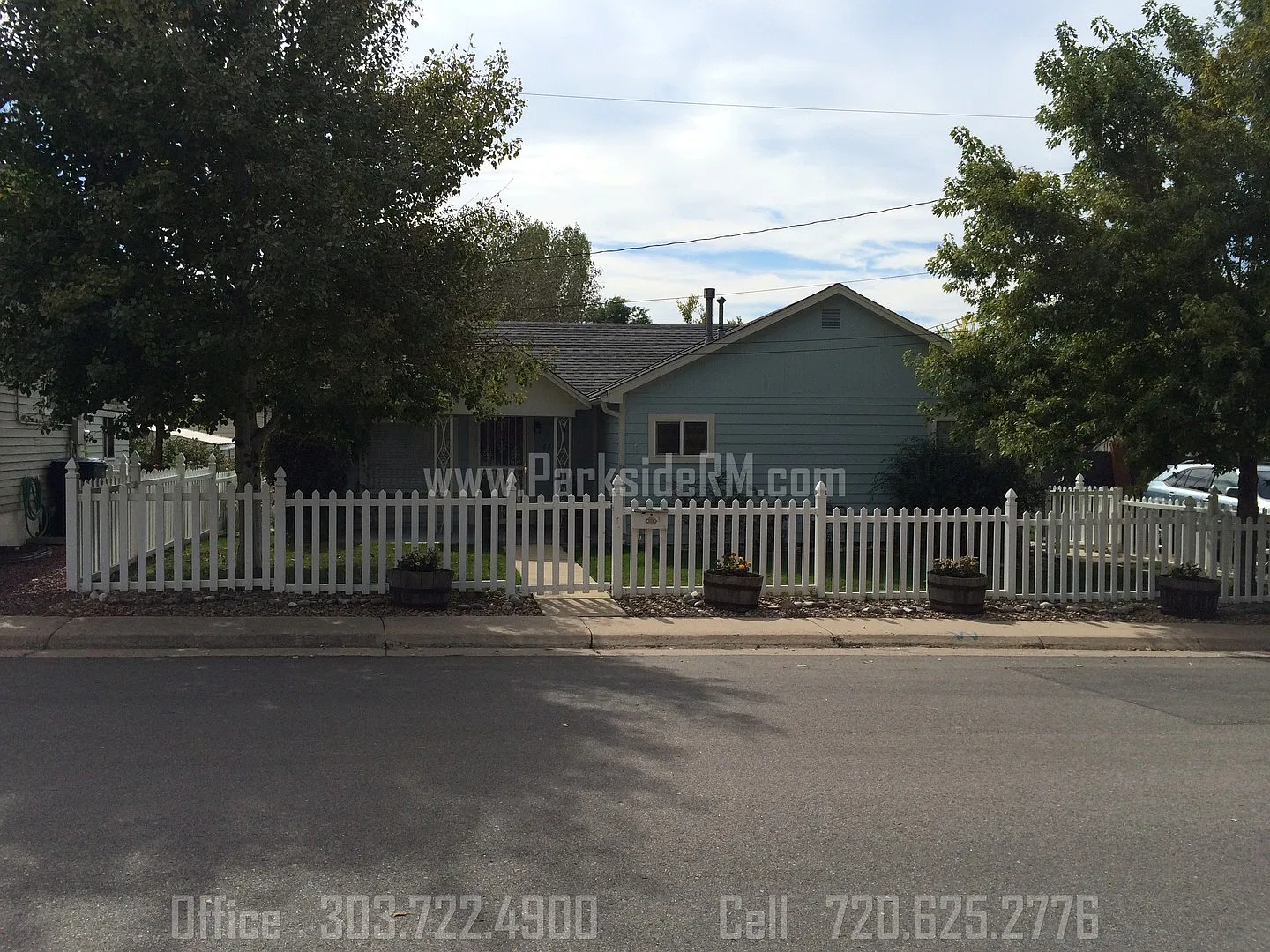 Charming 2 Bedroom Home - Near Englewood Schools — Photo 1
