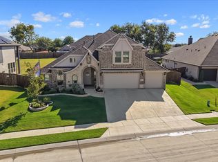 1037 Elmwood Dr, Justin, TX 76247