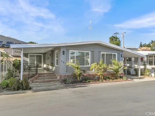 305 Ridgelake Dr #33, Placentia, CA 92870