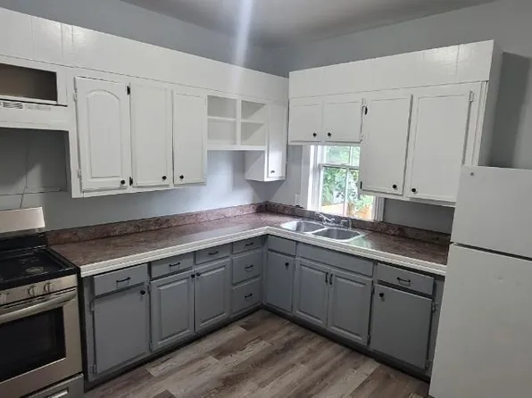 233 Passaic St, Trenton, NJ 08618