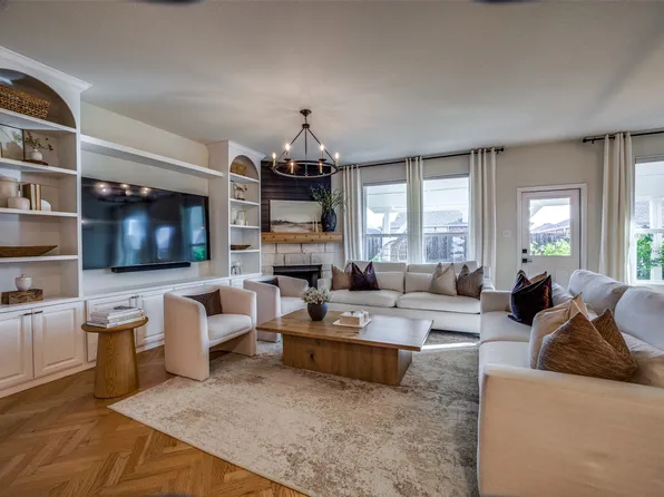 1020 Spofford Dr, Forney, TX 75126