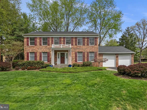 17205 Blossom View Dr, Olney, MD 20832