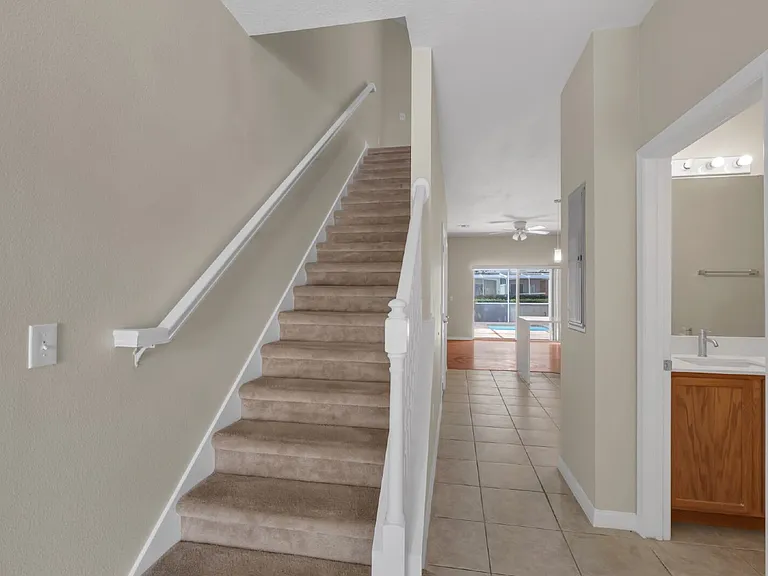 1413 Retreat Cir — Photo 14