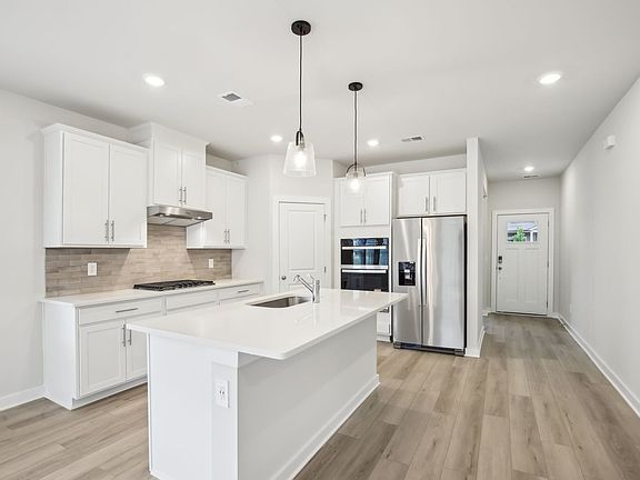 Nashville_Woodmont_Manchester_Kitchen_326 Zen Court.jpg