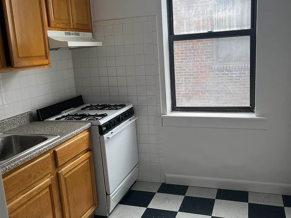 45-38 42nd St #4D