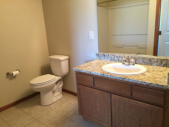 2nd image of 301 Hunter Pl APT 304