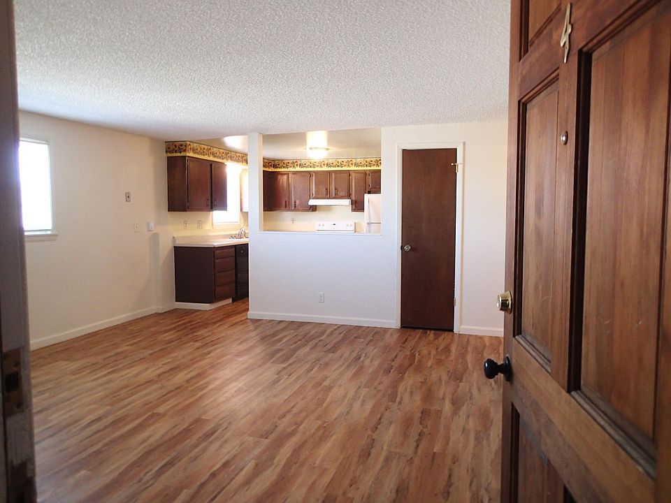 1440 S McKinley St APT 4, Casper, WY 82601 | Zillow