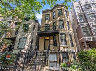 832 W Roscoe St APT 3, Chicago, IL 60657
