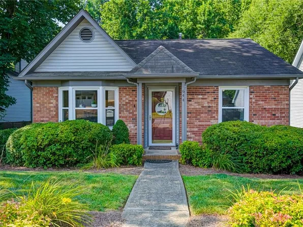 644 Lantern Ridge Dr, Winston Salem, NC 27104
