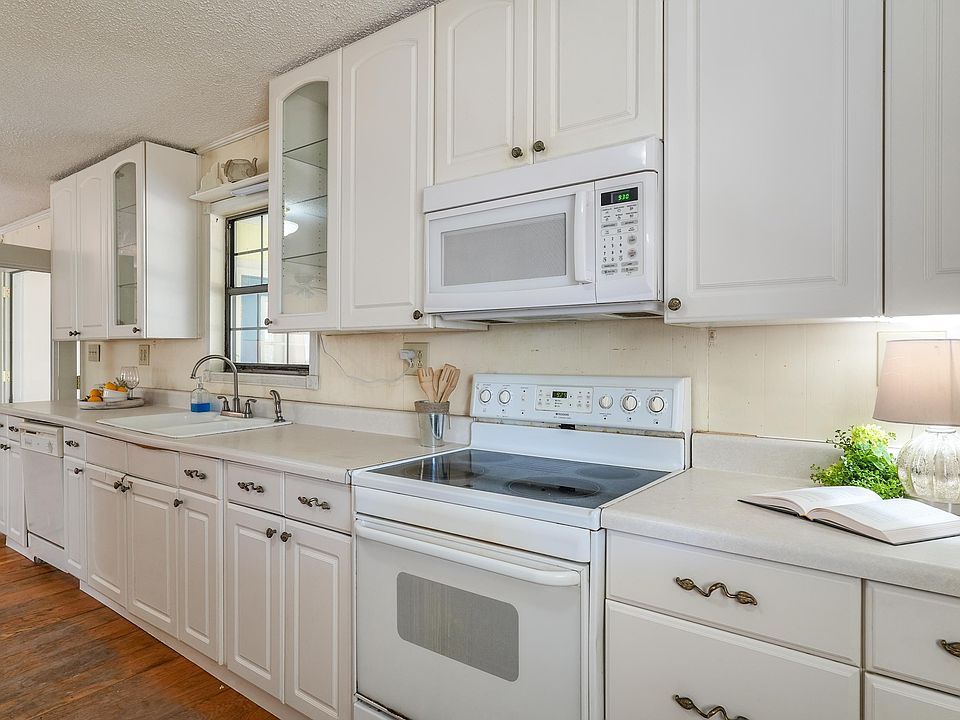 6317 Lou Loop, Bessemer, AL 35022 Zillow