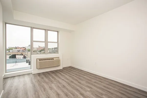 Rented by MNS Marketing | media 8