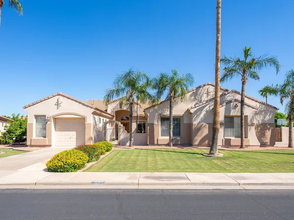 1627 N Rico Cir, Mesa, AZ 85213