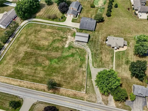 310 Mill St SW, Sugarcreek, OH 44681