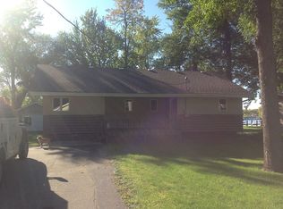 9015 Riverview Ln, Fremont, WI 54940