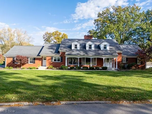1575 Bellevue Dr, Wooster, OH 44691