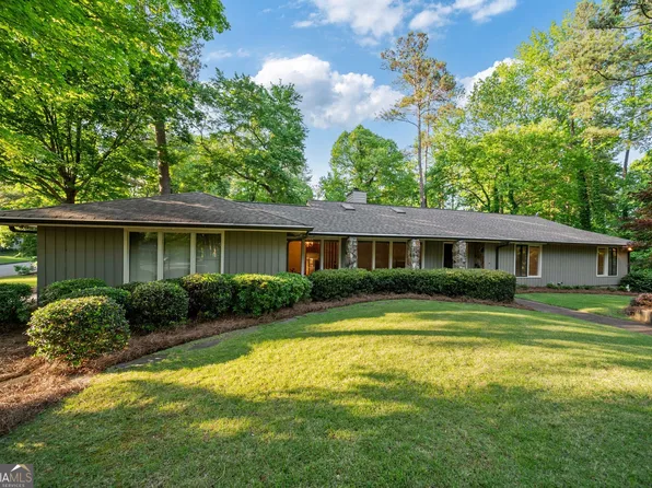 170 Mark Trl, Sandy Springs, GA 30328