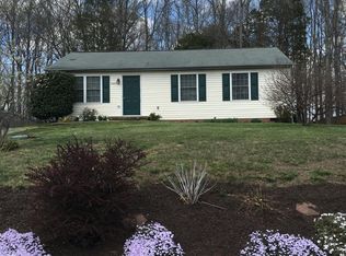 7525 Regency Glen Dr, Fredericksburg, VA 22407