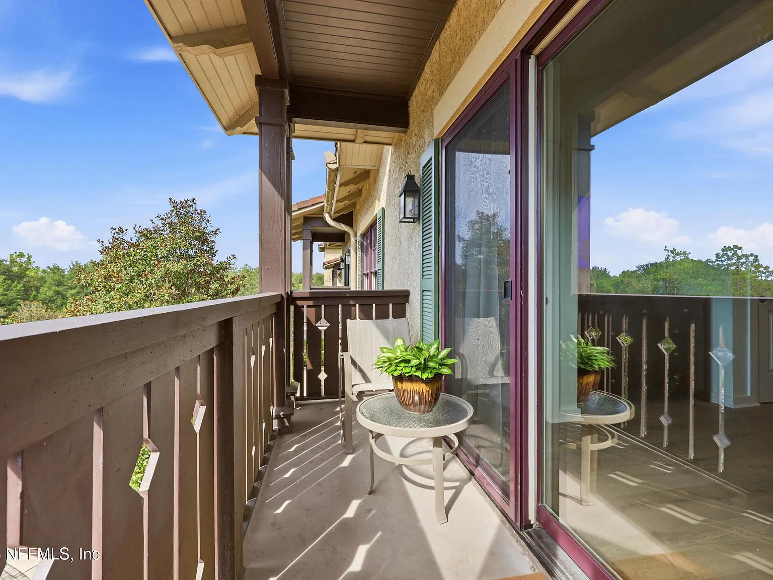 1 bed, 1.0 bath, 452 sqft, $1,900 — Photo 2