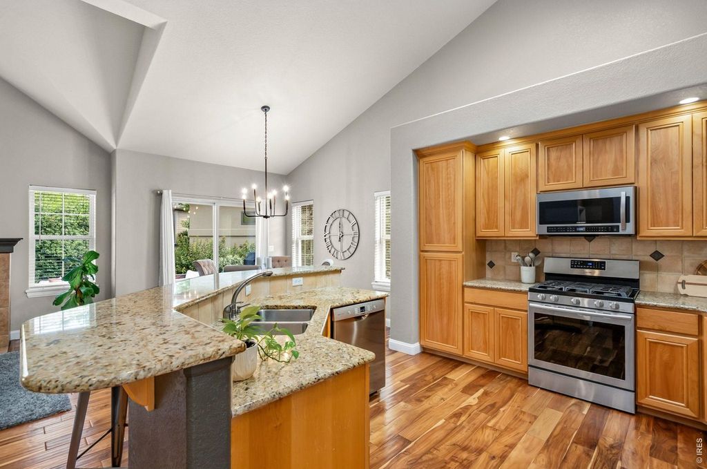 1602 Catamaran Ct