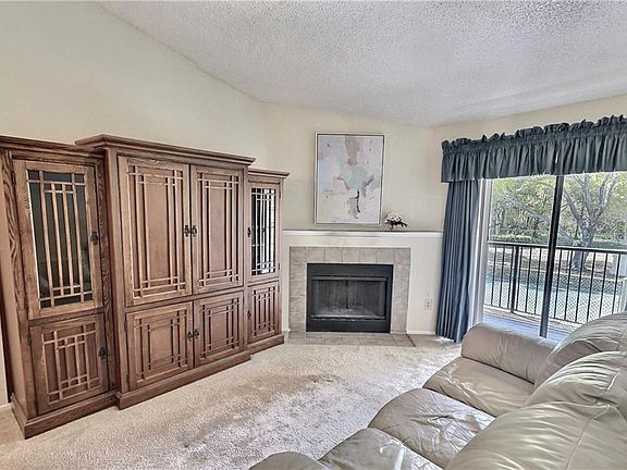 3rd image of 8728 Mallard Reserve Dr Unit 204