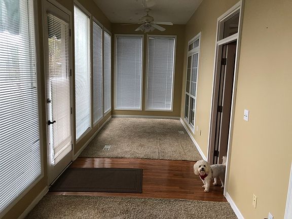 5th image of 229 Riverbend Cir