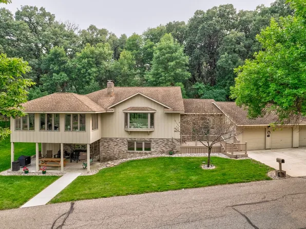 2601 Gull Point Pl, Milford, IA 51351