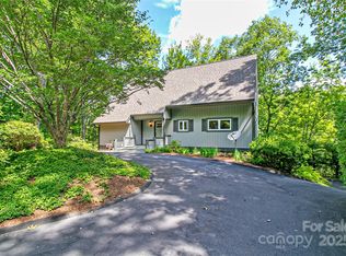 263 Ugedaliyvi Ct, Brevard, NC 28712