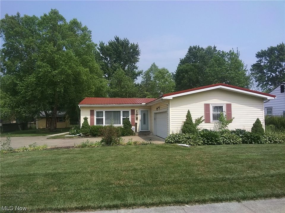 1st image of 565 Wesley Ave