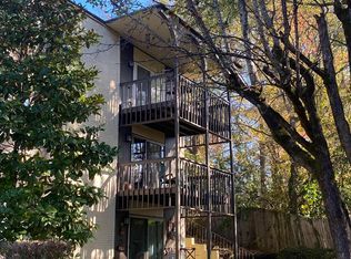 3021 Massey Rd APT D, Vestavia Hills, AL 35216