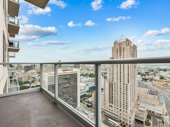 610 E Market #2912, San Antonio, TX 78205