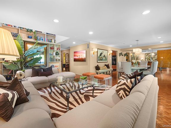 5th image of 25 Windsor Gate Drive