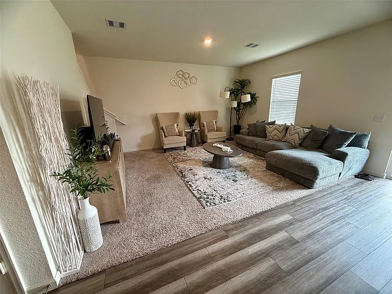 5915 Grantgrala Dr — Photo 7