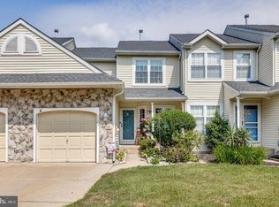 1103 Meadows Dr, Williamstown, NJ 08094