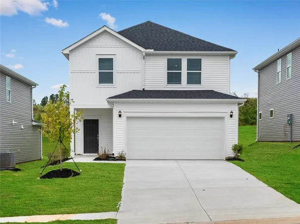 104 Gardner Ave, Gray Court, SC 29645