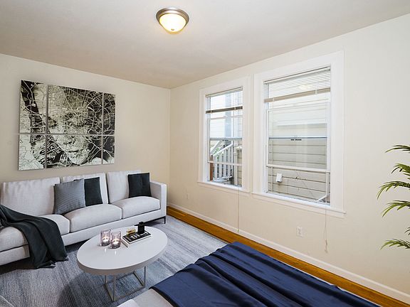 3rd image of 1547 Clay St APT 106