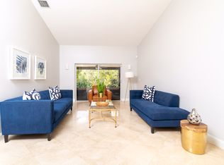 19999 SW 3rd Pl, Pembroke Pines, FL 33029