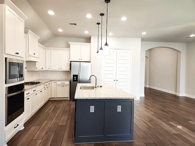 18935 Rosewood Terrace Dr — Photo 23