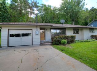 1722 Spruce Dr, Red Wing, MN 55066