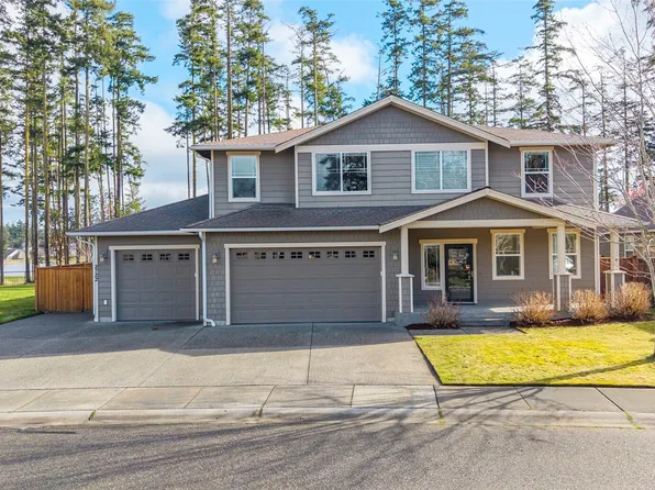 2722 SW Fairway Point Drive, Oak Harbor, WA 98277