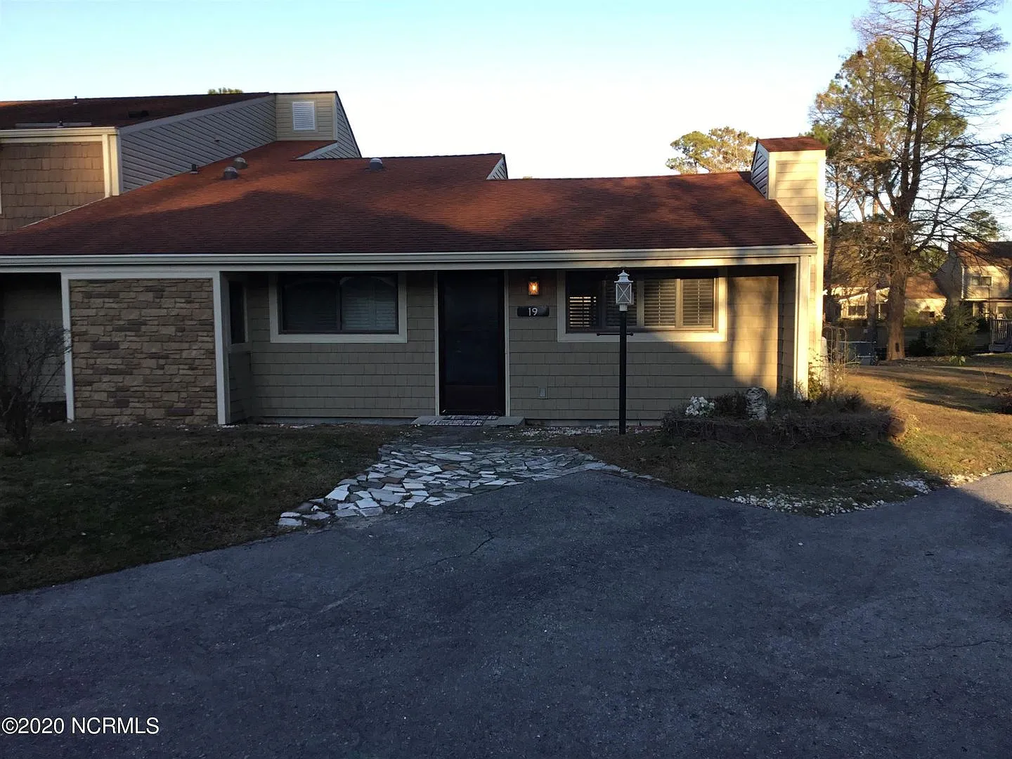 Waterfront Townhome — Photo 1
