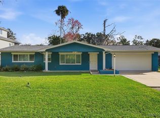 3619 N Suwannee Poin, Crystal River, FL 34428