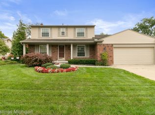 12008 Talltree Dr, Plymouth, MI 48170