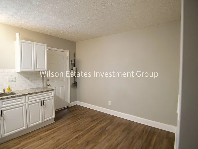 213 Midland Ave #MAIN — Photo 7