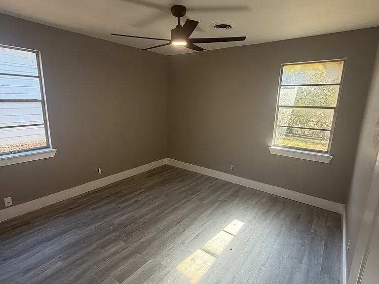 158 Chickadee Ln — Photo 4