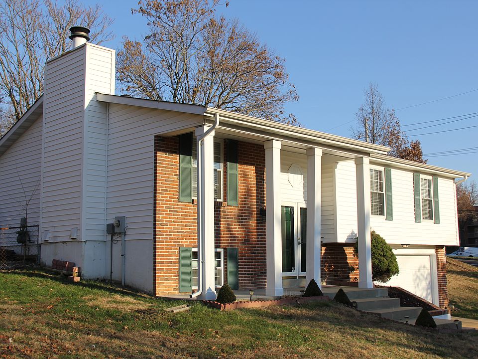 2nd image of 2701 Windford Dr