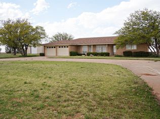 3058 Houston St, Levelland, TX 79336