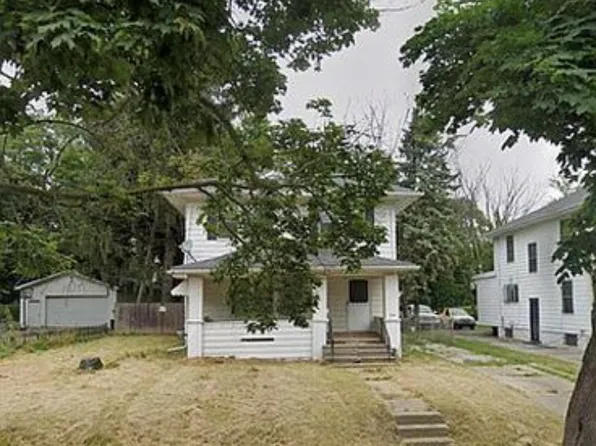 914 Stockdale St, Flint, MI 48504