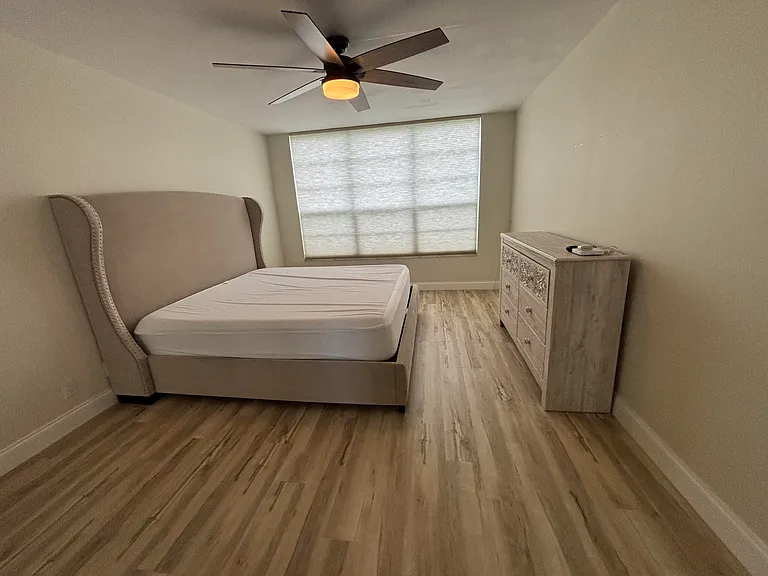 555 Oaks Ln #309 — Photo 10